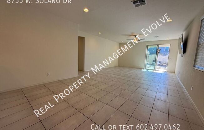 8755 W SOLANO Drive