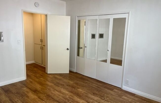 434 W DRYDEN ST