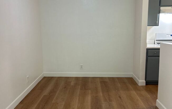 5269 Satsuma Ave.