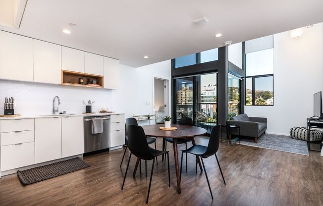 2 beds, 2 baths, 1,084 sqft, $5,150, Unit 610