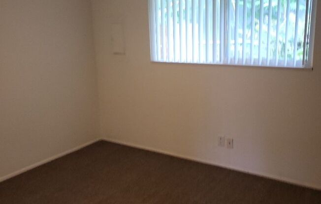 2 beds, 1 bath, 900 sqft, $1,695, Unit 3108-B