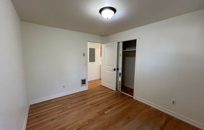 2 beds, 1 bath, $1,800