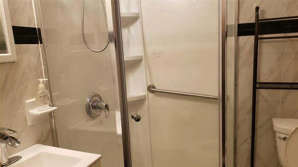 1 bed, 1 bath, 550 sqft, $2,100, Unit 1L