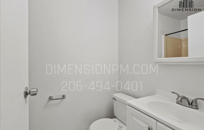 1 bed, 1 bath, 303 sqft, $975, Unit Unit 108