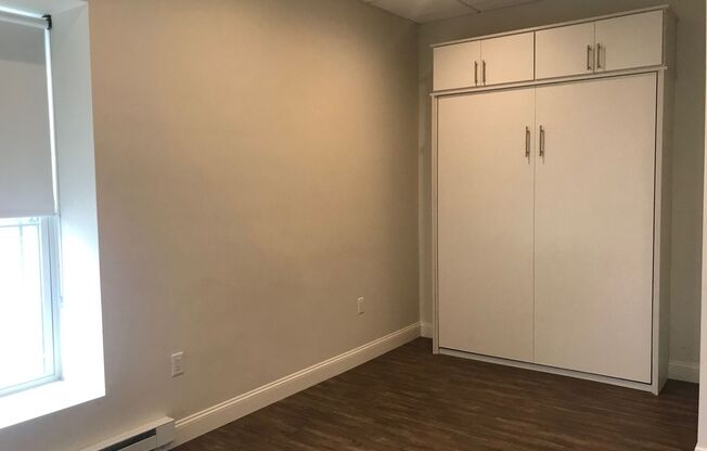 Studio, 1 bath, 260 sqft, $1,700, Unit 1