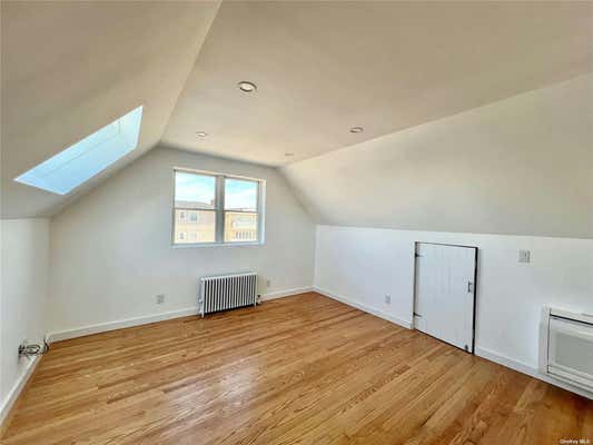 1 bed, 1 bath, $2,200