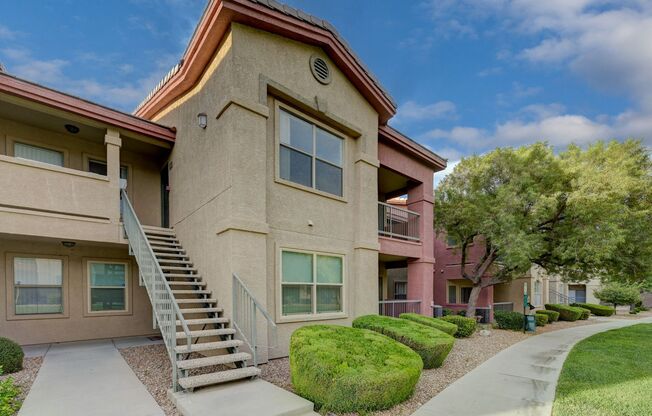 Badura Ave W. 8000 #2082
