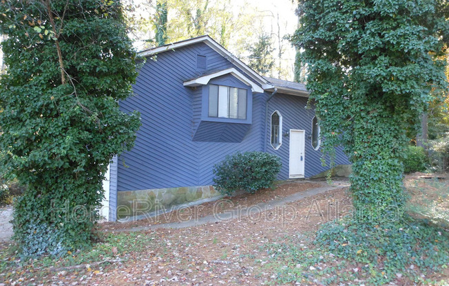 3665 MT LAUREL WAY