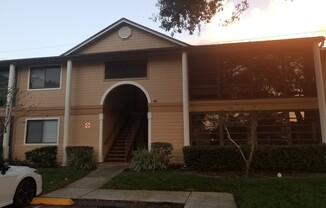 6031 Scotchwood Gln. # 204