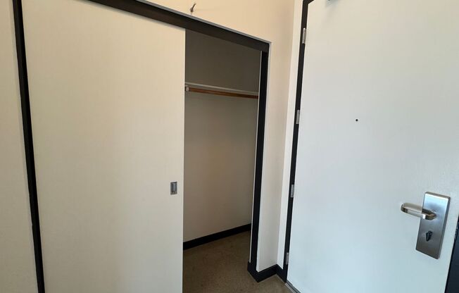 Studio, 1 bath, 515 sqft, $2,435, Unit 0709