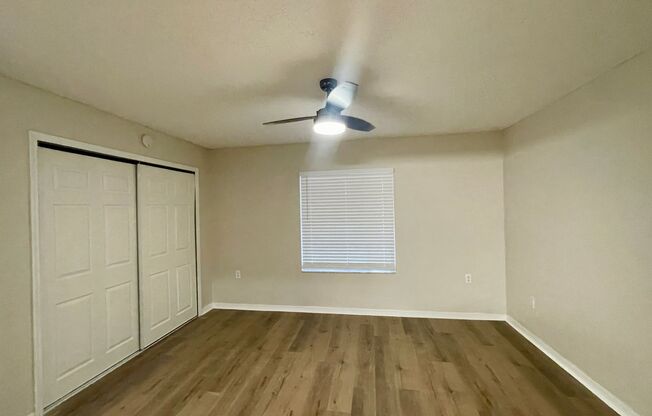 3 beds, 2 baths, 1,268 sqft, $1,999, Unit 235