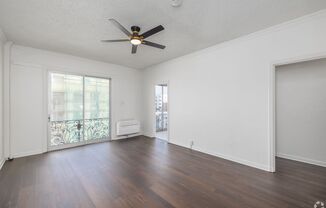 Studio, 1 bath, 510 sqft, $1,775, Unit Unit 606