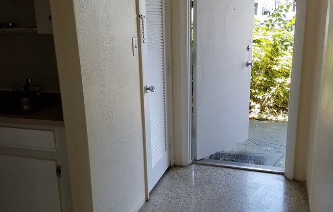 5860 22nd Avenue North