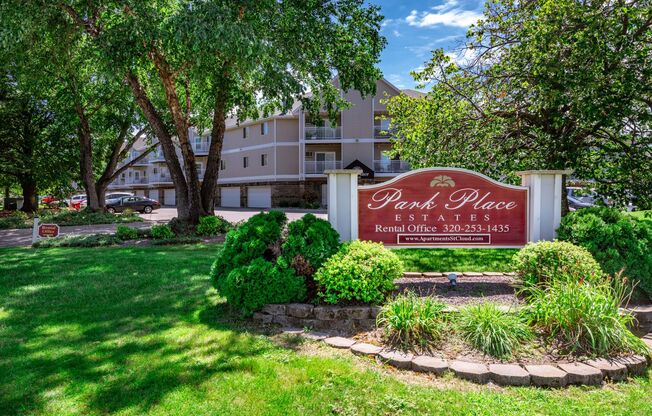 2 beds, 1 bath, 935 sqft, $1,265, Unit 3402319