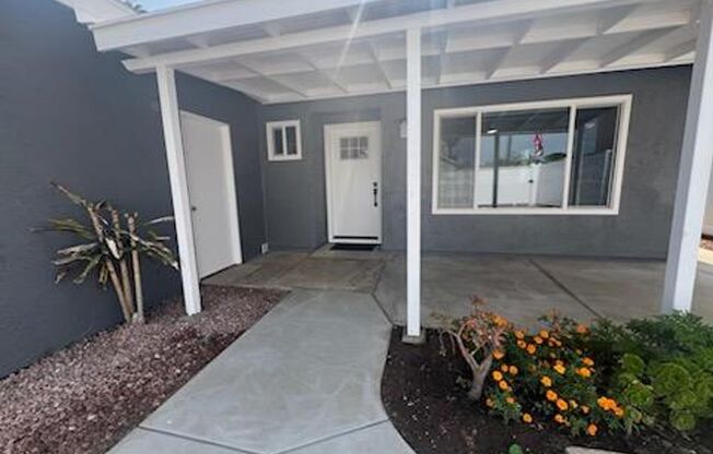 Imperial Beach - Newly Renovated Bungalow
