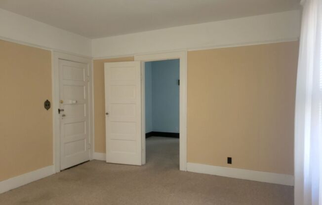 1 bed, 1 bath, 600 sqft, $600, Unit Unit # C