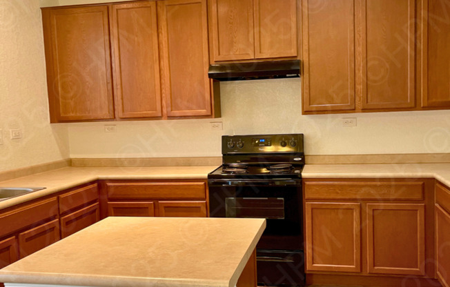 1239 Lake Point