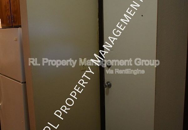 155 N 17 ST