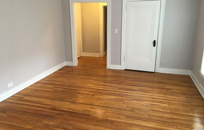 1 bed, 1 bath, 526 sqft, $1,225, Unit 7J