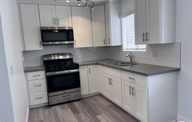 1556 W 227 ST
