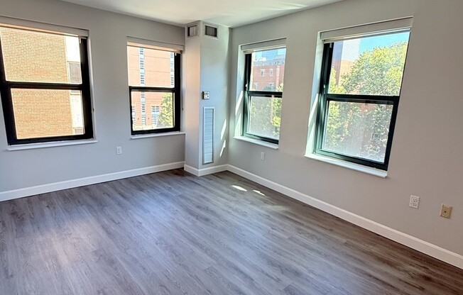 2 beds, 2 baths, 1,245 sqft, $4,030, Unit 409