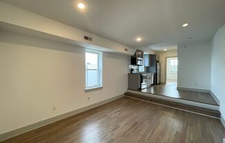 3 beds, 2 baths, $1,795, Unit Unit 3