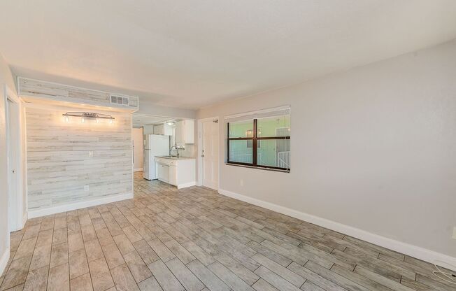 Bright & Spacious 2BR/1BA Near Gulf Beaches — Pet Friendly!