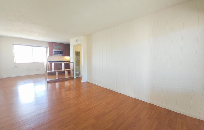 1444 Walnut St.