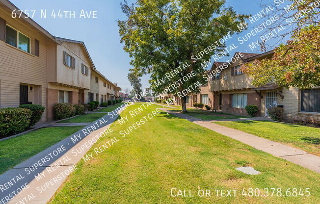 6757 N 44 AVE