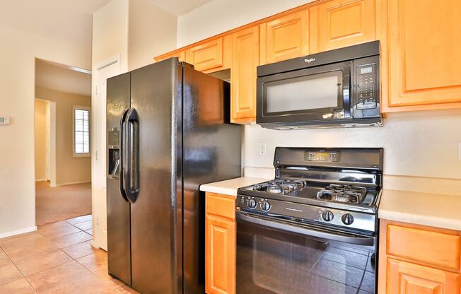 3 beds, 2 baths, $2,295