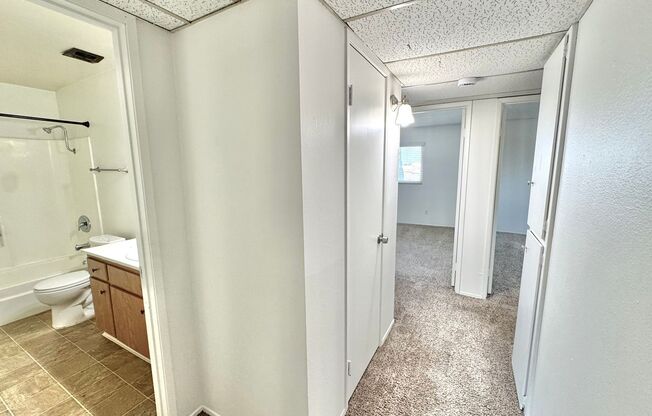 2 beds, 2 baths, 850 sqft, $2,275, Unit 2265-26