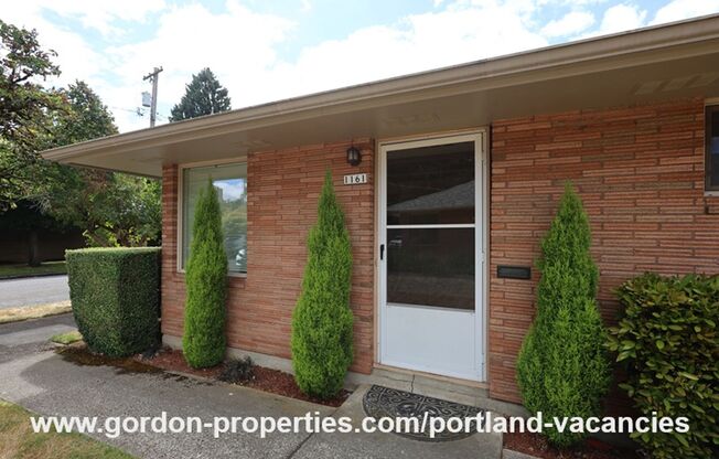 NE 65th Ave - North Tabor single level 1 bedroom apartment