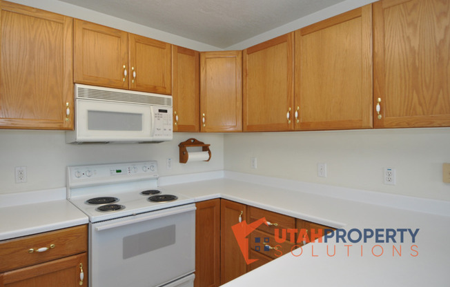 9255 JEFFERSON CV