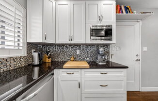 3 beds, 2 baths, 1,192 sqft, $4,195
