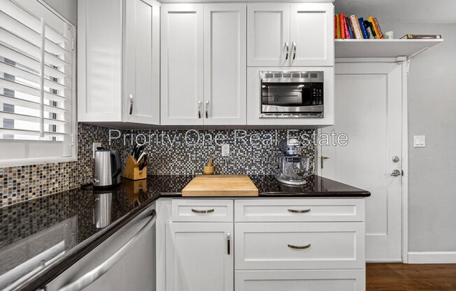 3 beds, 2 baths, 1,192 sqft, $4,195