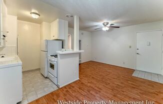 1 bed, 1 bath, $2,195, Unit 1