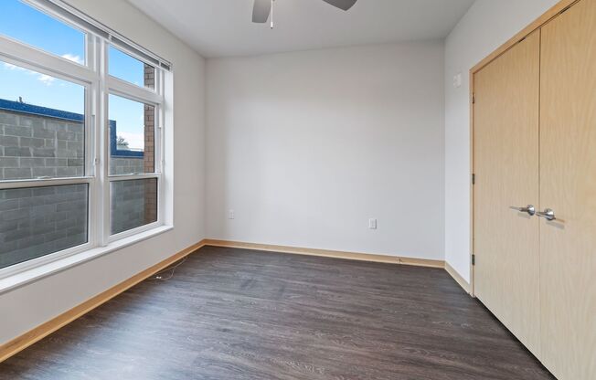 Studio, 1 bath, 554 sqft, $1,565, Unit Unit 214