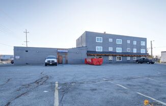 1 bed, 1 bath, $1,095, Unit 2