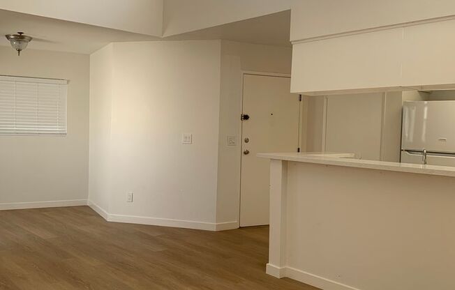 2 beds, 2 baths, $3,250, Unit 302