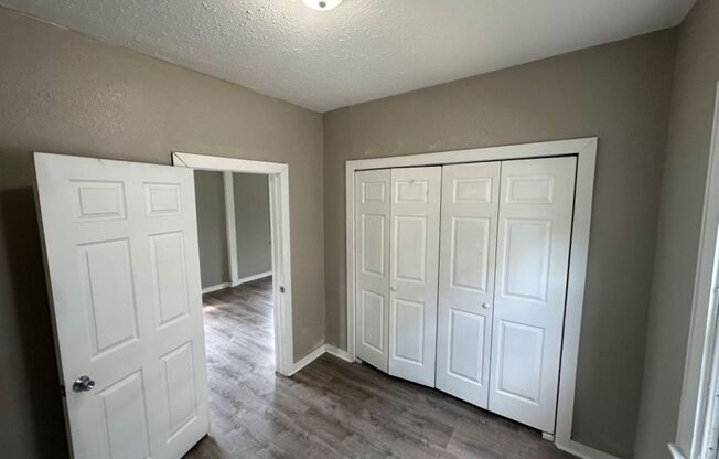 3 beds, 1 bath, $1,495