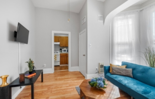 319 N. 33rd St.