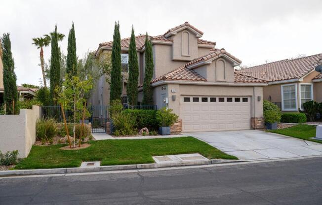 1352 FOX ACRES DR