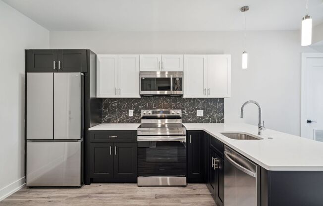 1 bed, 1 bath, 593 sqft, $1,595, Unit C07