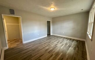 2 beds, 1 bath, $725, Unit 654 A