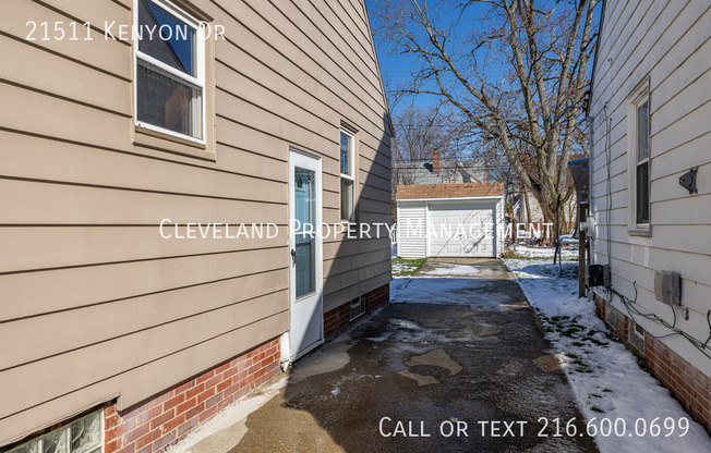 21511 KENYON DR