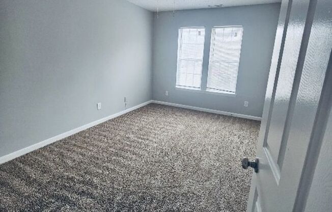 2 beds, 2 baths, 1,020 sqft, $1,195, Unit 1423