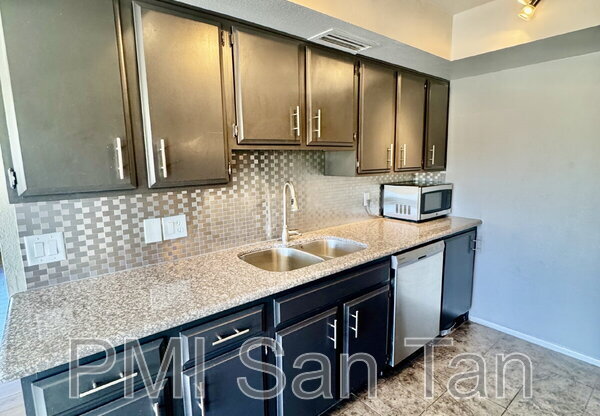 1265 N GRANITE REEF