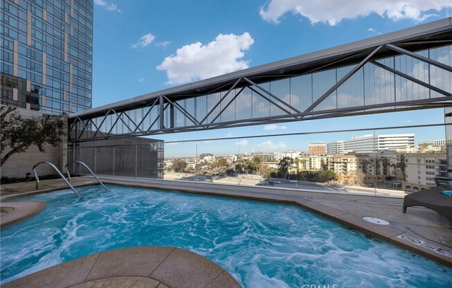 2 beds, 2 baths, 1,305 sqft, $5,150, Unit 2511