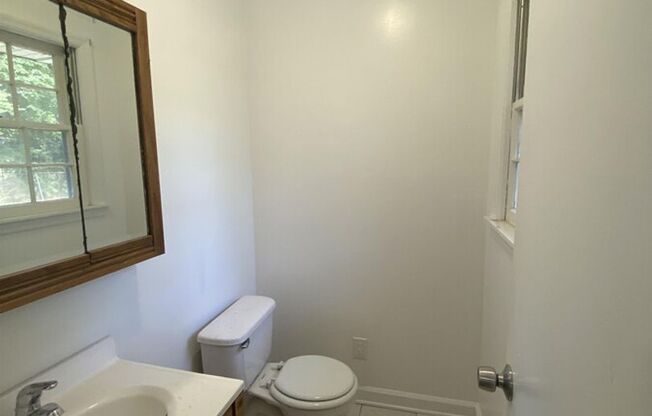 107 GREENHURST AVE