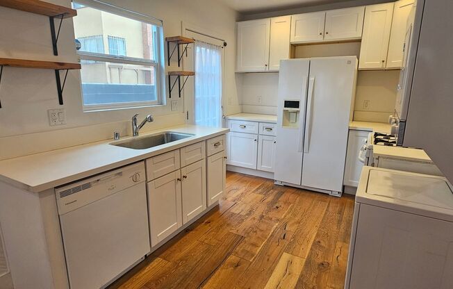 4014 Effie St.